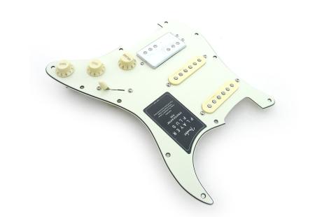 Geladenes Schlagbrett Fender Stratocaster Player Plus HSS Mintgrün
