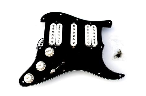 Loaded Pickguard assembled Fender Stratocaster Player HSH 3-ply black