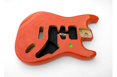 Fender Stratocaster Player FSR Serie especial Fiesta Red HSH cuerpo