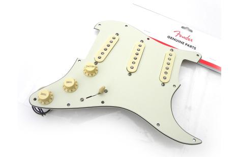 Loaded Pickguard micros Van Zandt Blues Stratocaster Mint Green